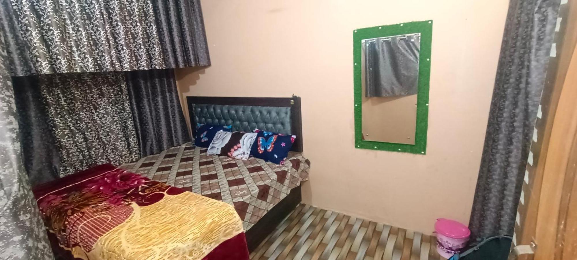 Shree Gopal Niketan Hotel Mathura Exterior foto
